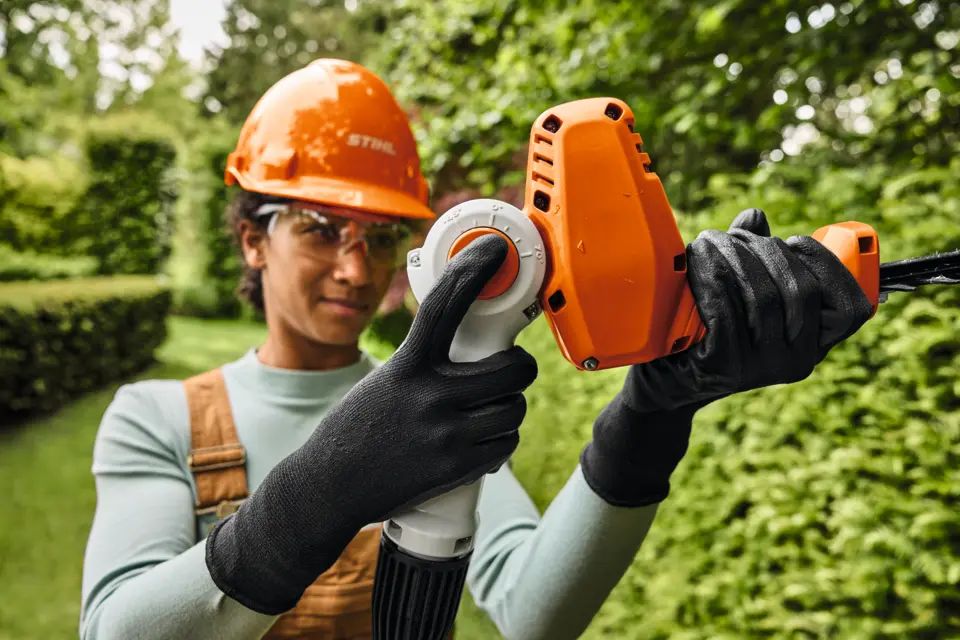 Coupe-haie HLA 40 à batterie